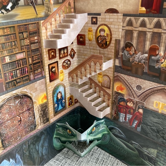 LEGO Harry Potter Wizarding Duels Potter vs Malfoy Pop Up Scenes Barely Used - Picture 7 of 12